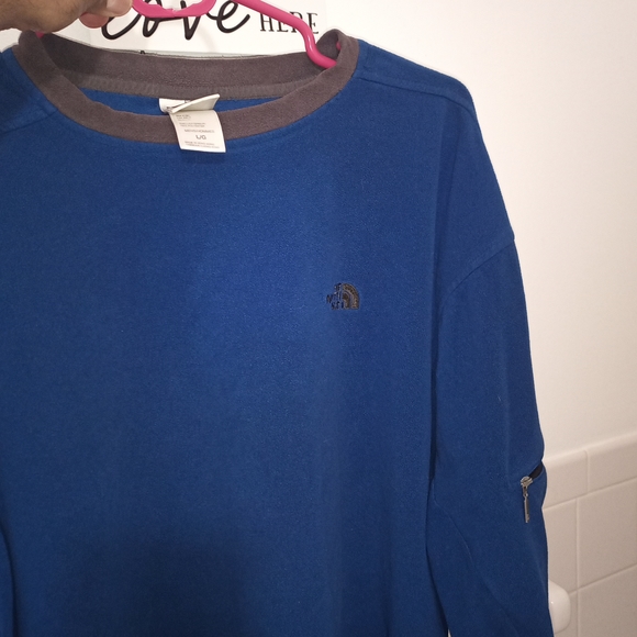 North face crew neck size Large. - Picture 6 of 6